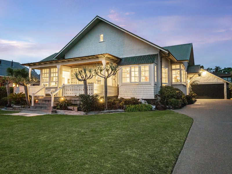 2 Marine Terrace, Bayswater, Auckland - Carousel 1