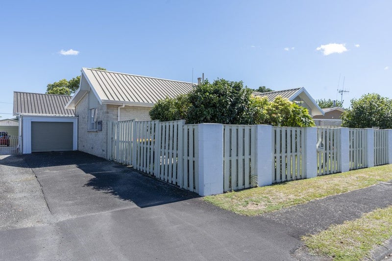 12A Arkle Place, Nawton, Hamilton - Carousel 2