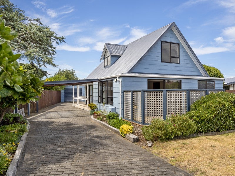 236 Manly Street, Paraparaumu Beach, Paraparaumu - Carousel 2