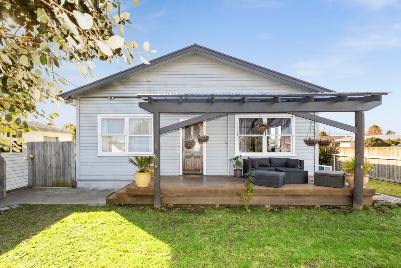 710 Victoria Street, Parkvale, Hastings - Carousel 7