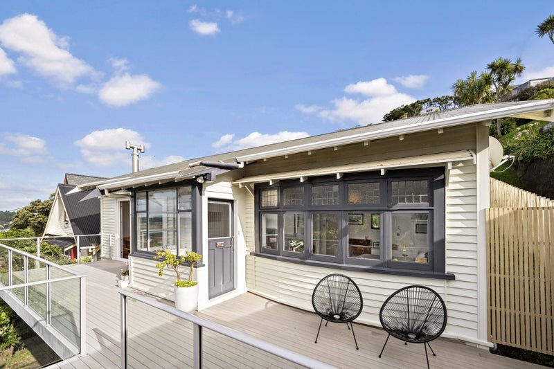 64 Roseneath Terrace, Roseneath, Wellington - Carousel 1