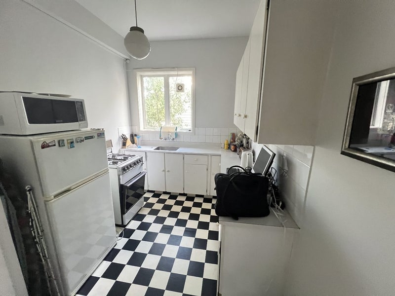 2/2 Brooklyn Terrace, Brooklyn, Wellington - Carousel 2