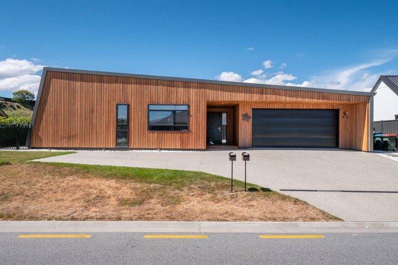 14 Cumberland Road, Lower Shotover, Queenstown - Carousel 2