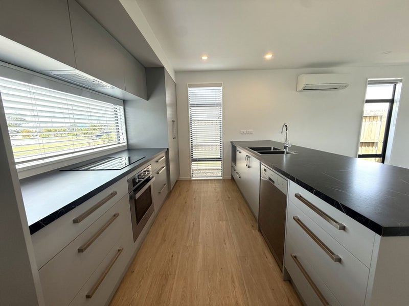 93 Manakura Street, Russley, Christchurch - Carousel 2