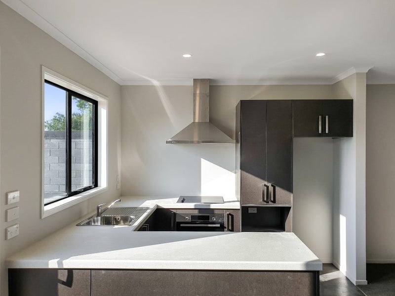 4/47 Cook Street, Hamilton East, Hamilton - Carousel 2