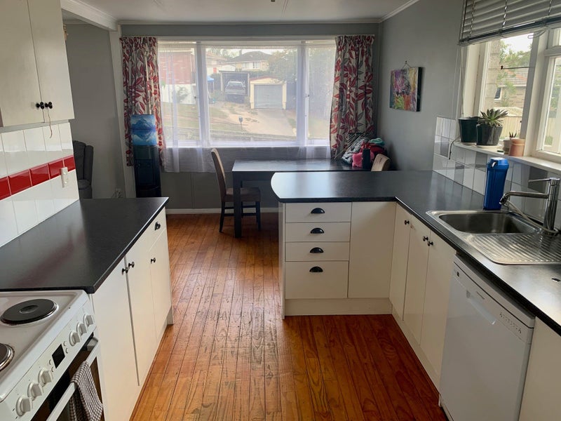 1 Rangiora Crescent, Wairakei, Taupo - Carousel 2