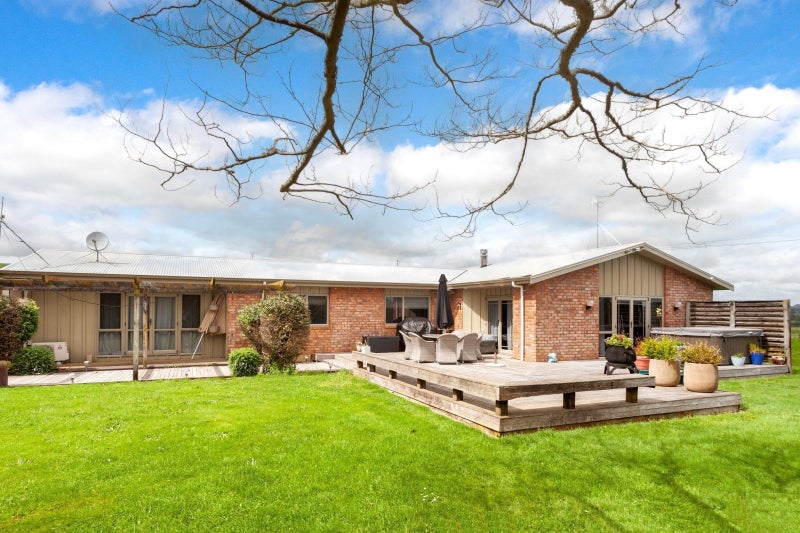 75 Carmichael Road, Tirau - Carousel 14