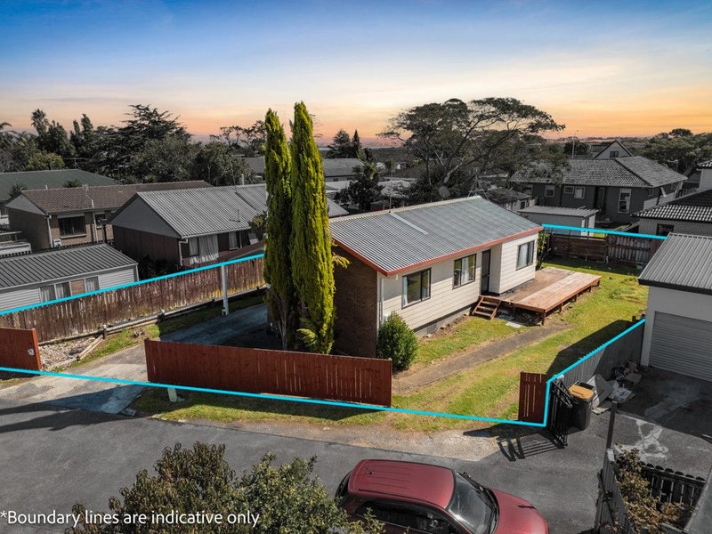 1/10 Barcroft Place, Clendon Park, Auckland - Carousel 2