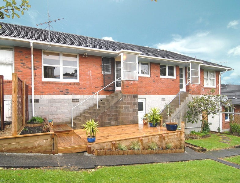 2/23 Belle Vue Avenue, Northcote Point, Auckland - Carousel 1