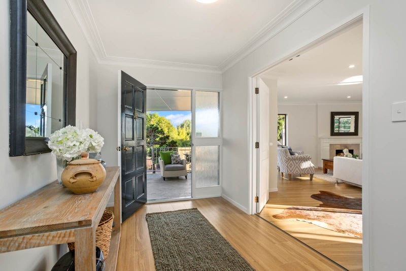 54 Norman Lesser Drive, Saint Johns, Auckland - Carousel 2