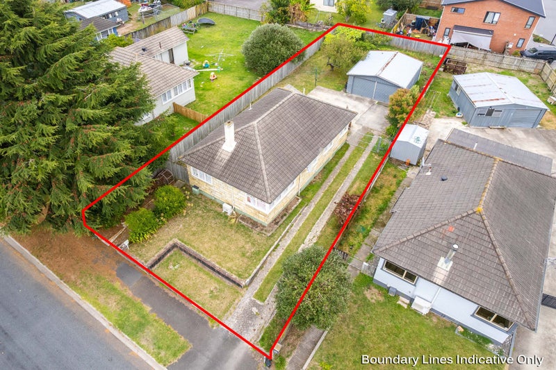 44 Ross Crescent, Fairfield, Hamilton - Carousel 2