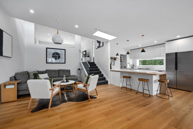 21 King Richard Place, Browns Bay, Auckland - Carousel 2