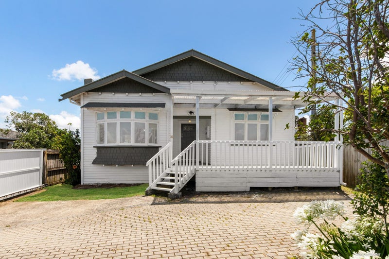 22 Tiverton Road, Avondale, Auckland - Carousel 1
