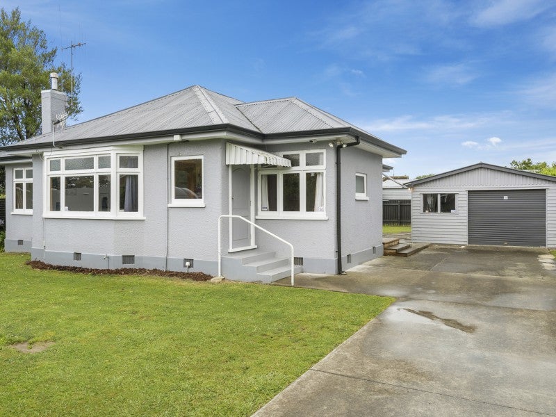7 Chelwood Street, Takaro, Palmerston North - Carousel 1