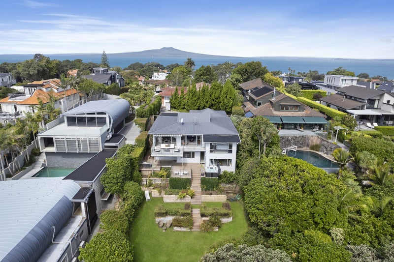 242 Hurstmere Road, Takapuna, Auckland - Carousel 2