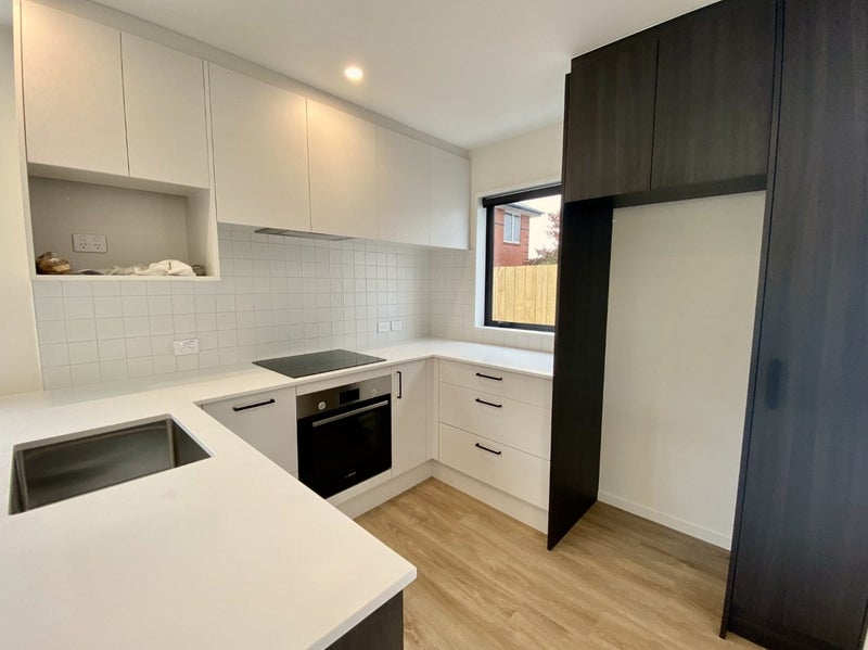 6/9A Maronan Street, Woolston, Christchurch - Carousel 2