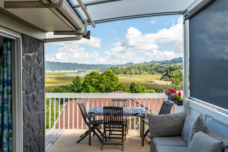 10 Clotworthy Crescent, Onerahi, Whangarei - Carousel 2