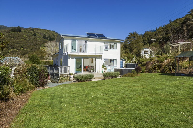 576 Brook Street, The Brook, Nelson - Carousel 1