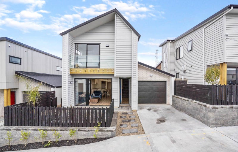 38 Tihema Lane, Westgate, Auckland - Carousel 11