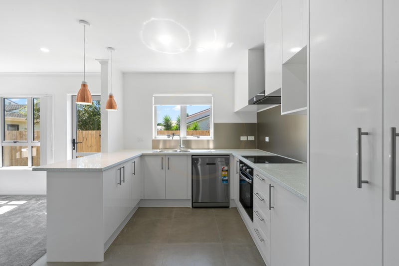 39D Taka Street, Takanini, Auckland - Carousel 2