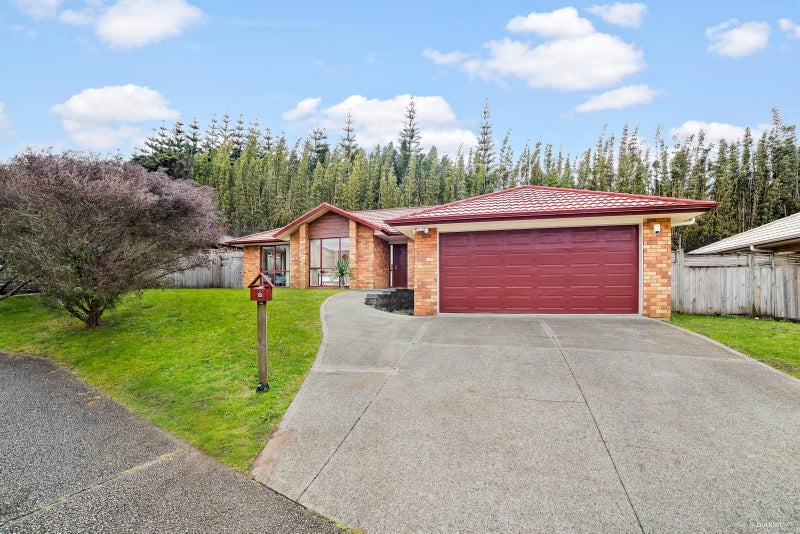 8 Fernbank Lane, Greenhithe, Auckland - Carousel 1