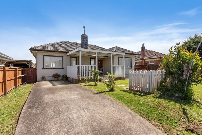 40 Overton Road, Papatoetoe, Auckland - Carousel 1