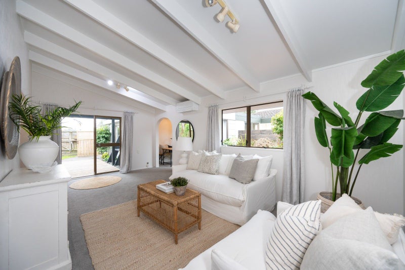 7/10 Clifton Road, Haumoana, Te Awanga - Carousel 2