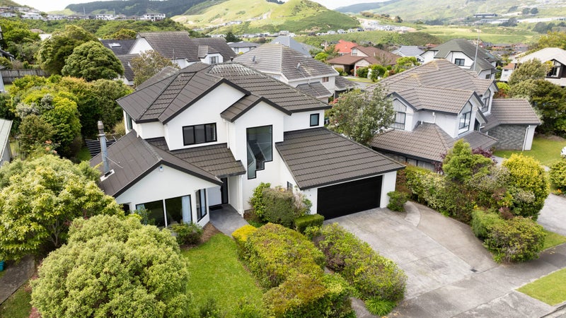 4 Waverton Terrace, Churton Park, Wellington - Carousel 33