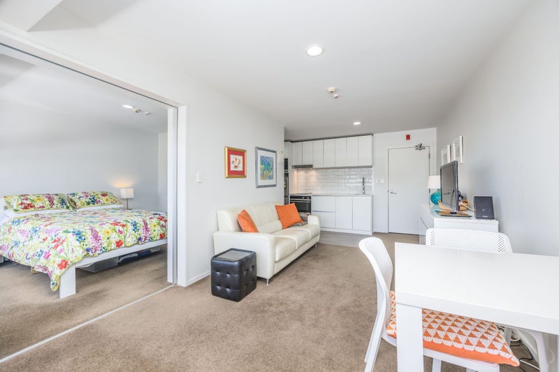 27/8 Clayton Street, Newmarket, Auckland - Carousel 2