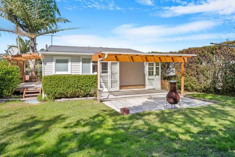 10 Brandon Road, Manly, Whangaparaoa - Carousel 2