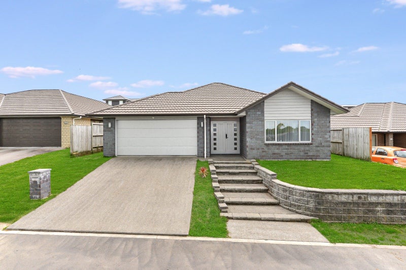 17 Lavender Way, Huntington, Hamilton - Carousel 1