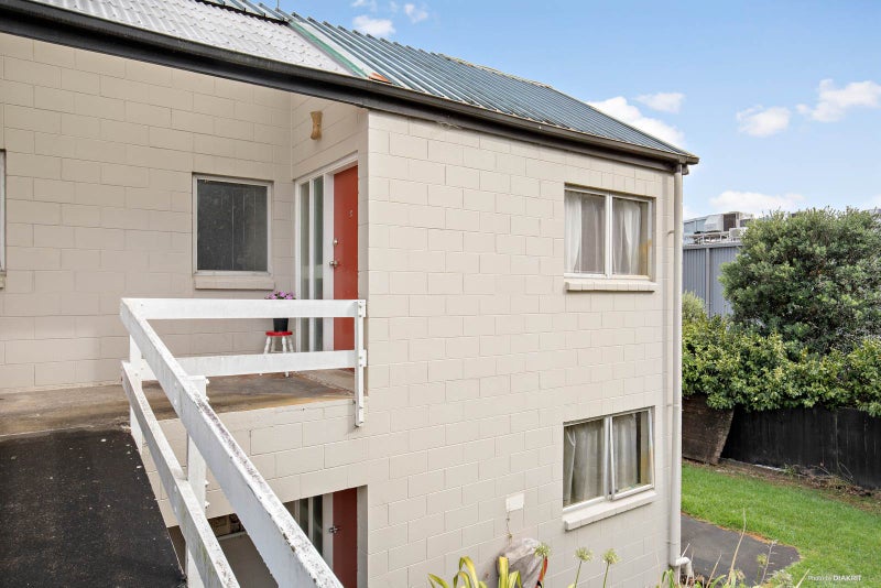 5/19 Locarno Avenue, Sandringham, Auckland - Carousel 2
