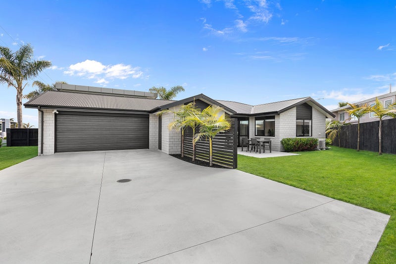 75A Rototuna Road, Rototuna, Hamilton - Carousel 21