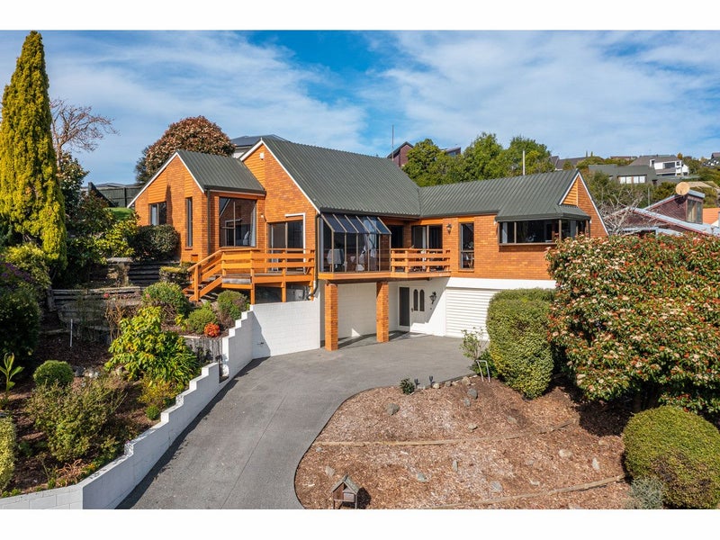 3 Woodside Common, Westmorland, Christchurch - Carousel 1