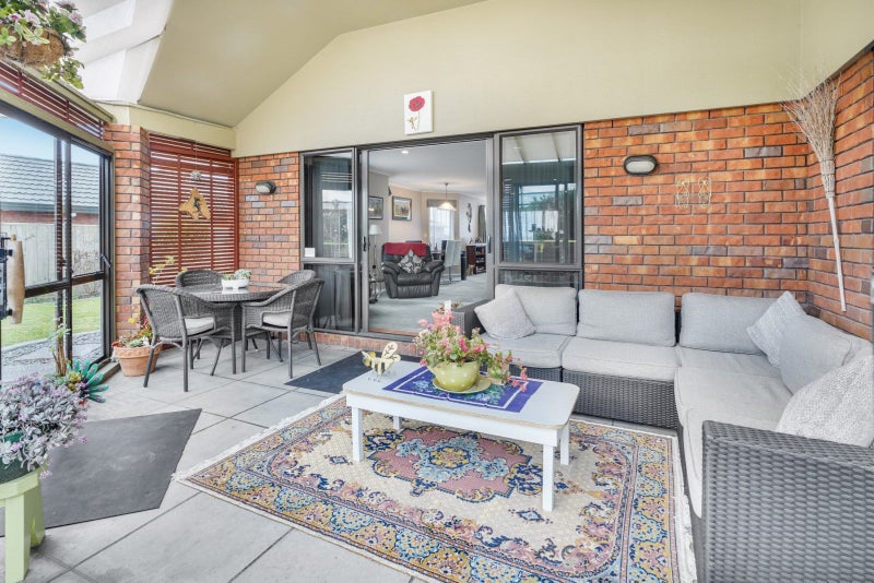 19 Southworth Place, Grandview Heights, Hamilton - Carousel 1