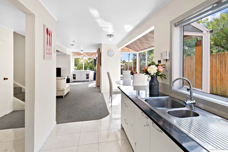 4/290 Rangatira Road, Beach Haven, Auckland - Carousel 1