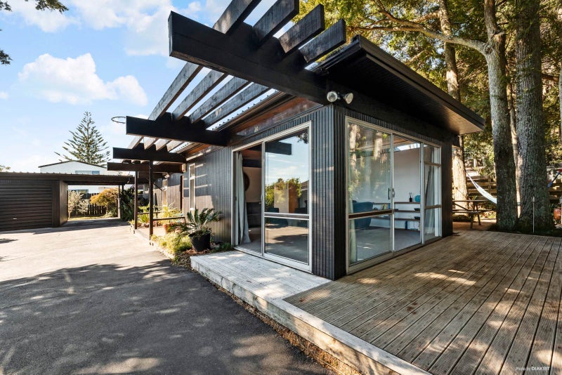 52 Collie Street, Hillpark, Auckland - Carousel 1