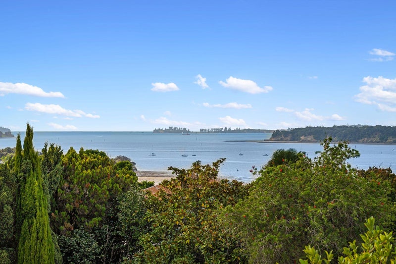 5 Vanessa Crescent, Glendowie, Auckland - Carousel 2