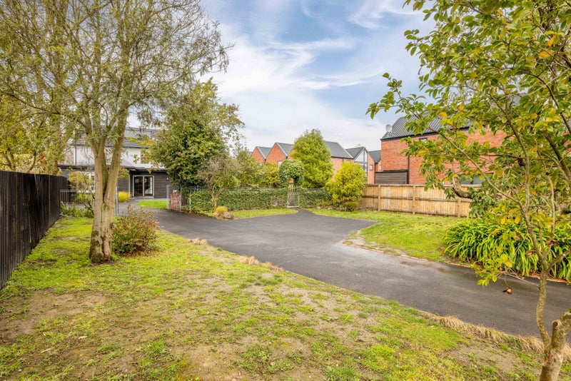 68 Innes Road, St Albans, Christchurch - Carousel 13