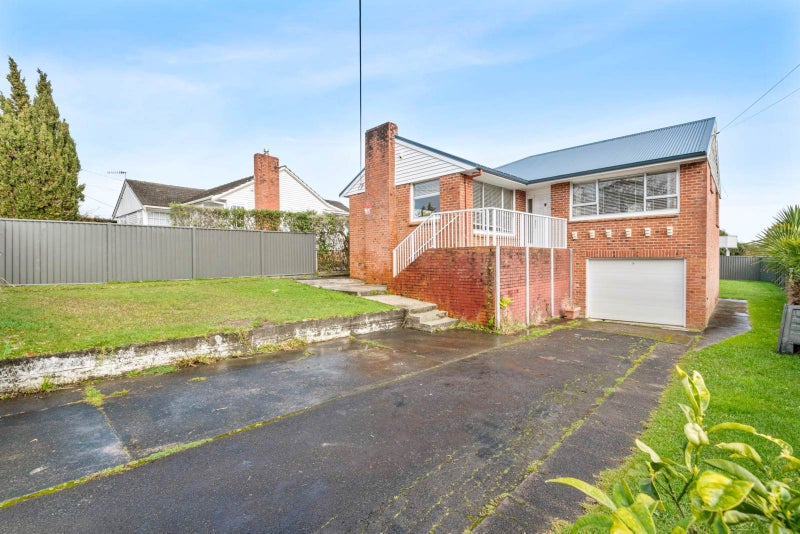 1/258 East Coast Road, Forrest Hill, Auckland - Carousel 2