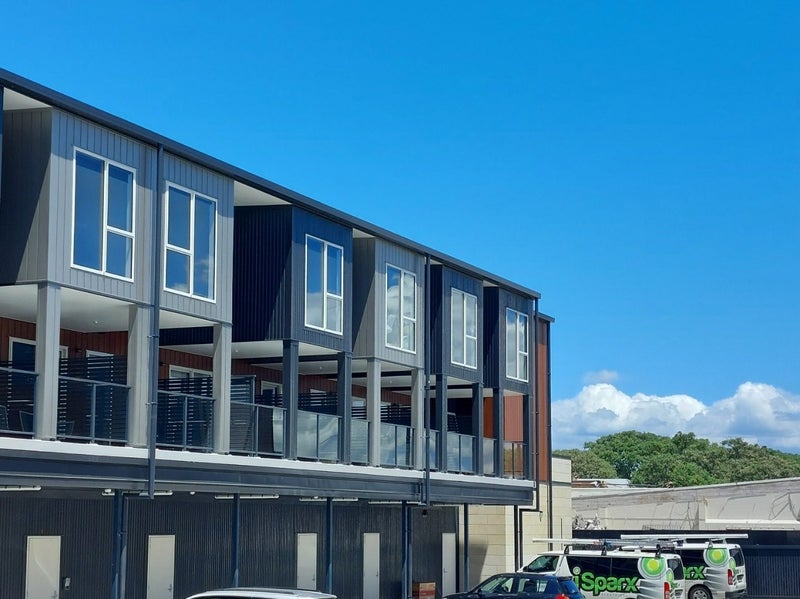 116/124 Commerce Street, Frankton, Hamilton - Carousel 13