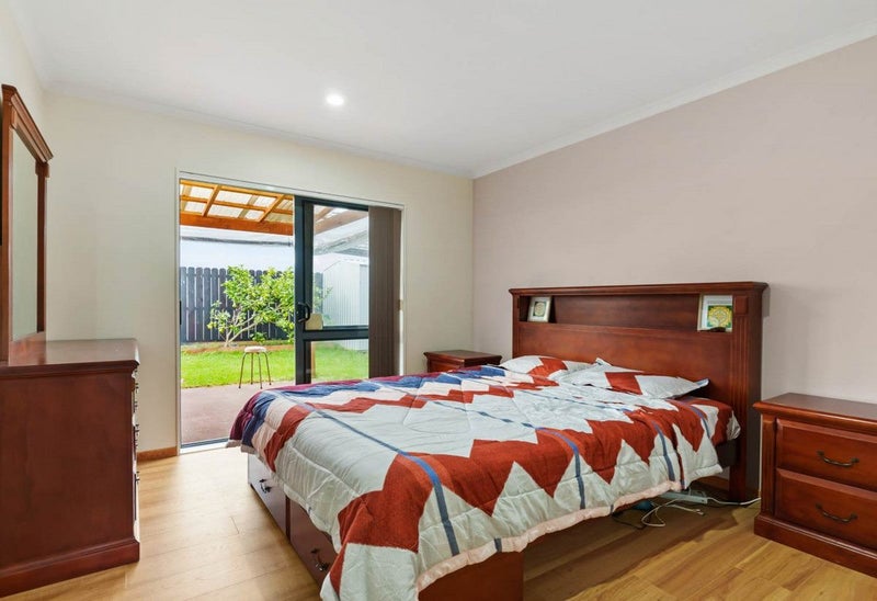 4 Otago Place, Favona, Auckland - Carousel 1