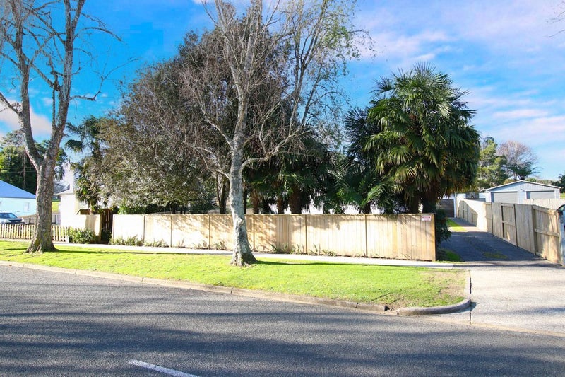 165 Ariki Street, Karapiro - Carousel 24