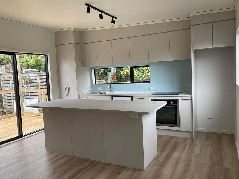41 Gills Road, Bucklands Beach, Auckland - Carousel 12