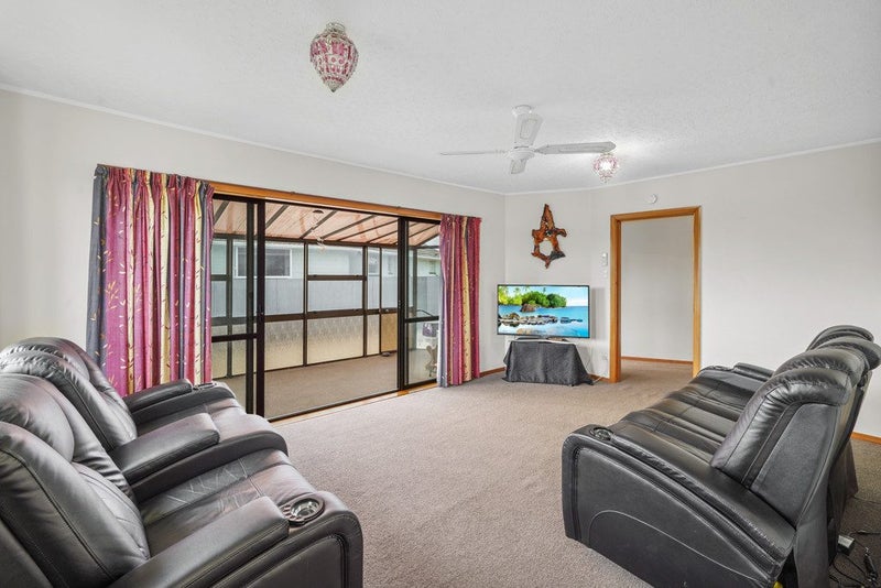 28 Salmond Street, Hoon Hay, Christchurch - Carousel 2