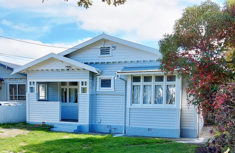 37 Riverside Drive, Waiwhetu, Lower Hutt - Carousel 1