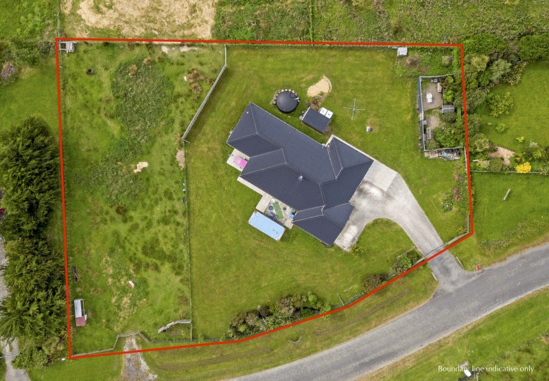 12 Highland View Drive, Tokomaru - Carousel 21