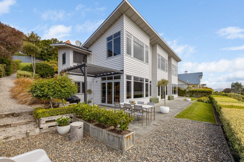 12 Mission Cove, Company Bay, Dunedin - Carousel 2