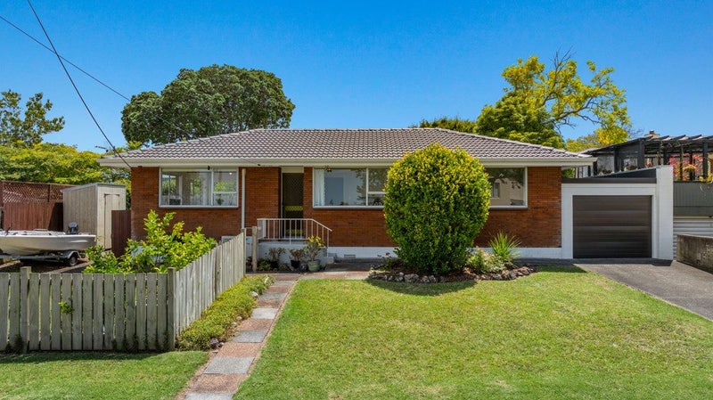 1 Trinidad Road, Sunnynook, Auckland - Carousel 1