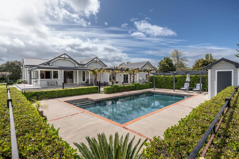 9 Webster Road, Matangi, Hamilton - Carousel 1